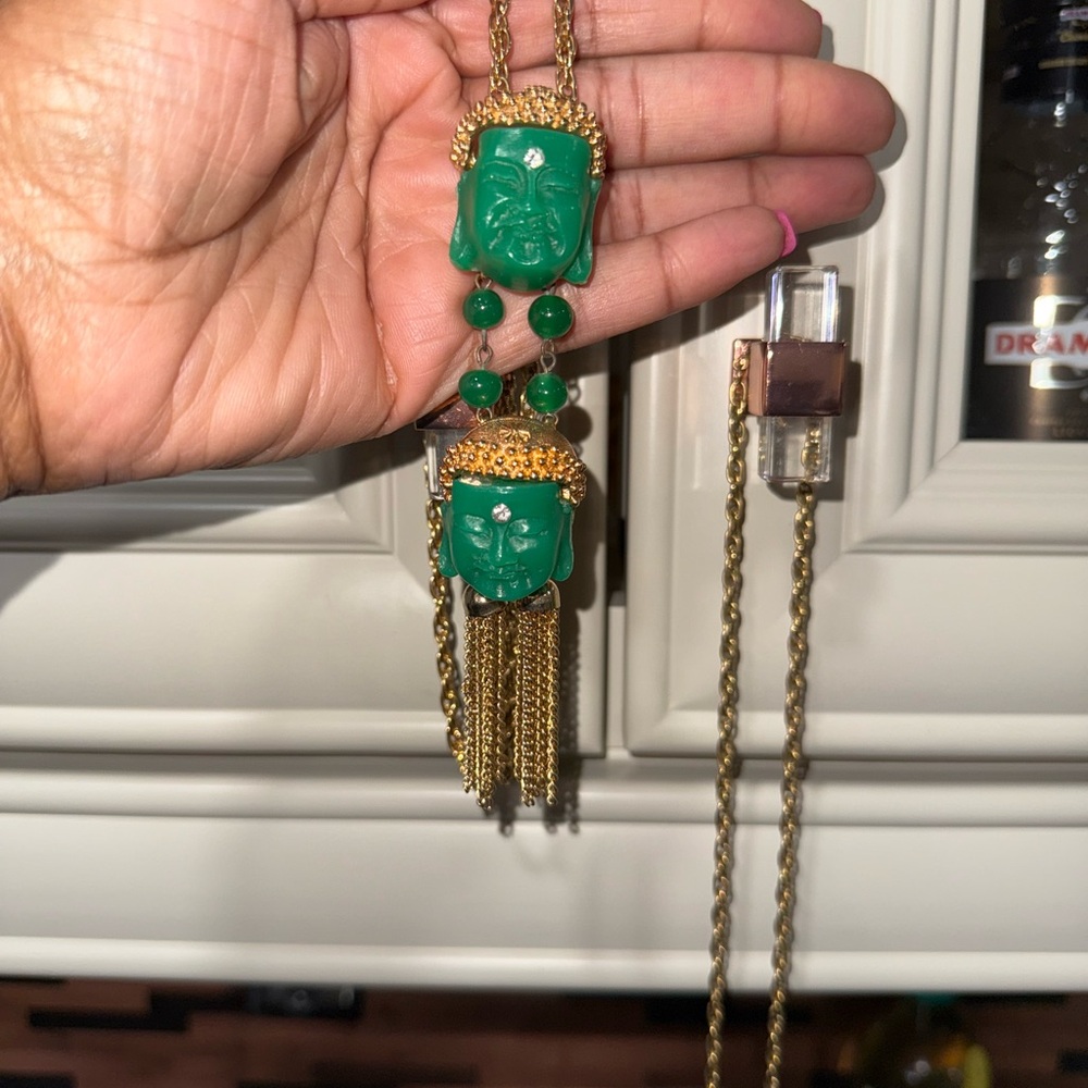 Elegant Green and Gold Necklace